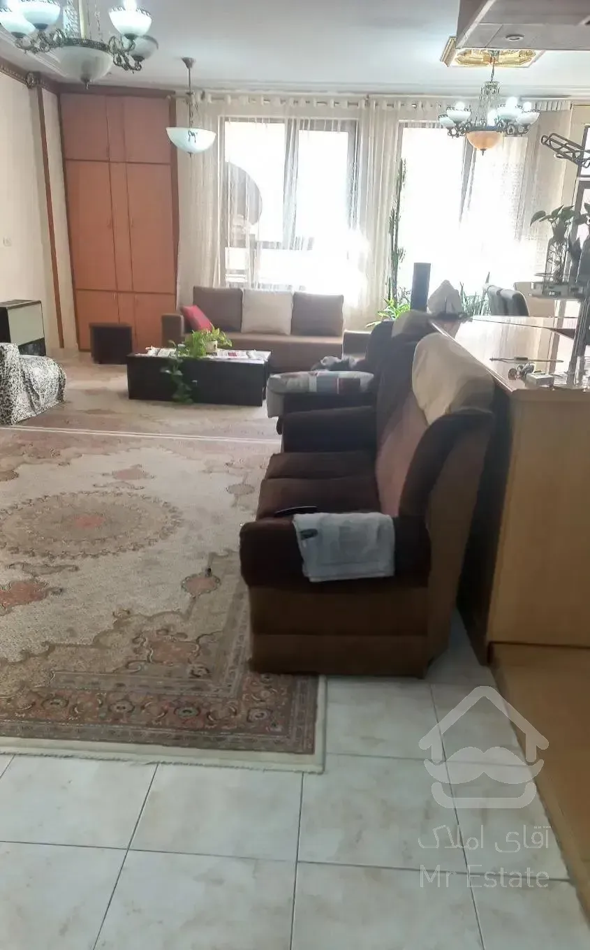 آپارتمان ۱۲۳ متری  دوخواب خیابان سعدی کوچه