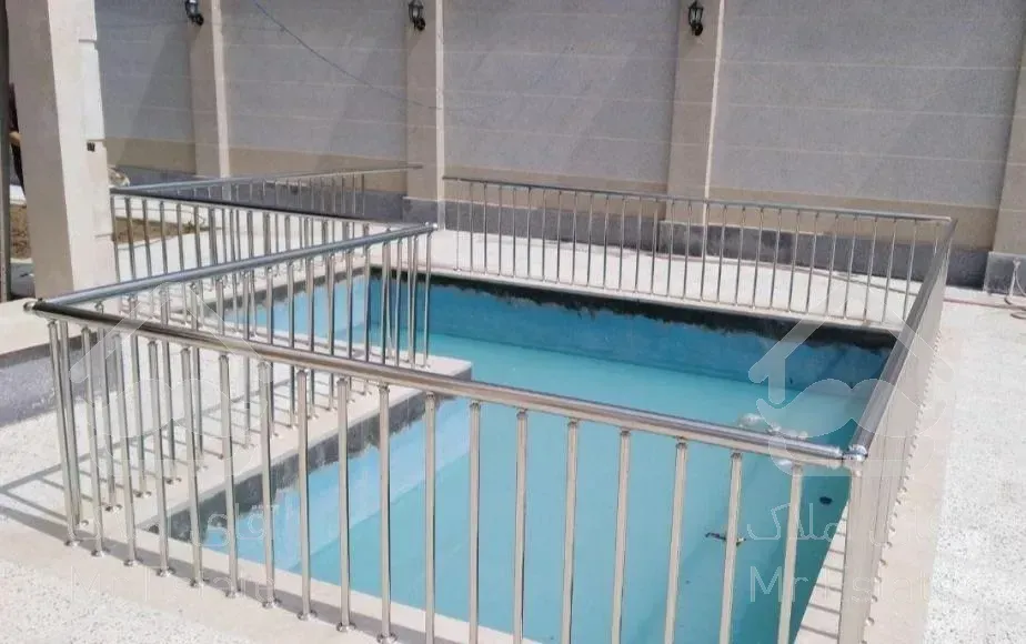 نرده حفاظ استیل پله پیچ نردبان استخر