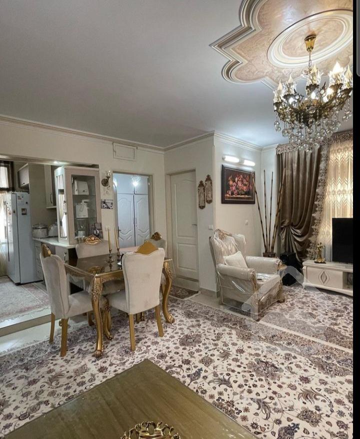 ۸۵متر/۱۰ساله/فول امکانات/۸واحدی/بلوارفردوس غرب