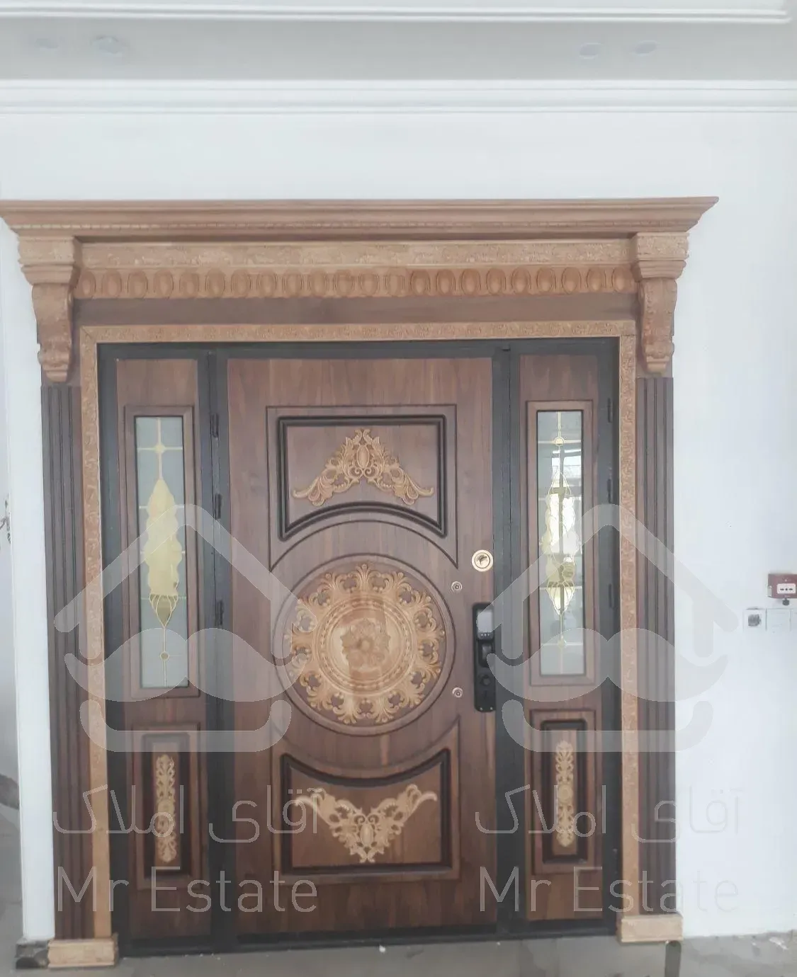 نصاب و فروش انواع درب ضد سرقت و داخلی