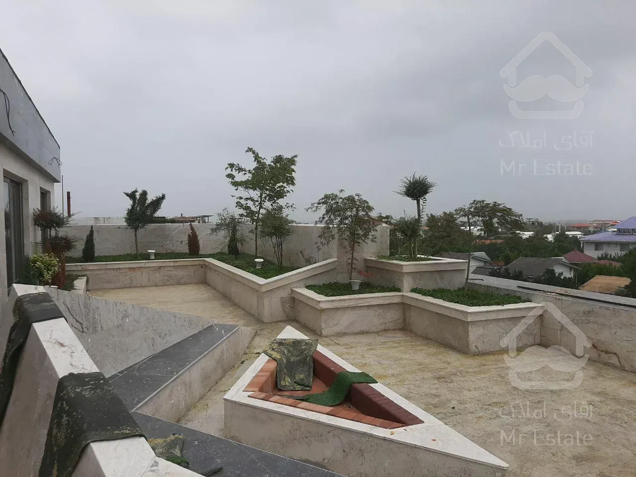 ٥٥٠ متر ويلا تريپلكس با روف ويوي ابدي كوه و جنگل