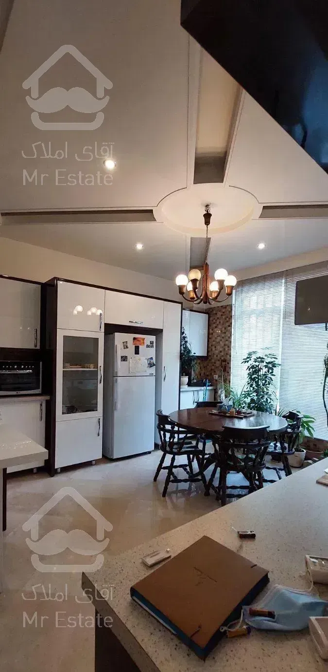 93مترفول/5ساله/100%فروشنده/محله دنج بهار