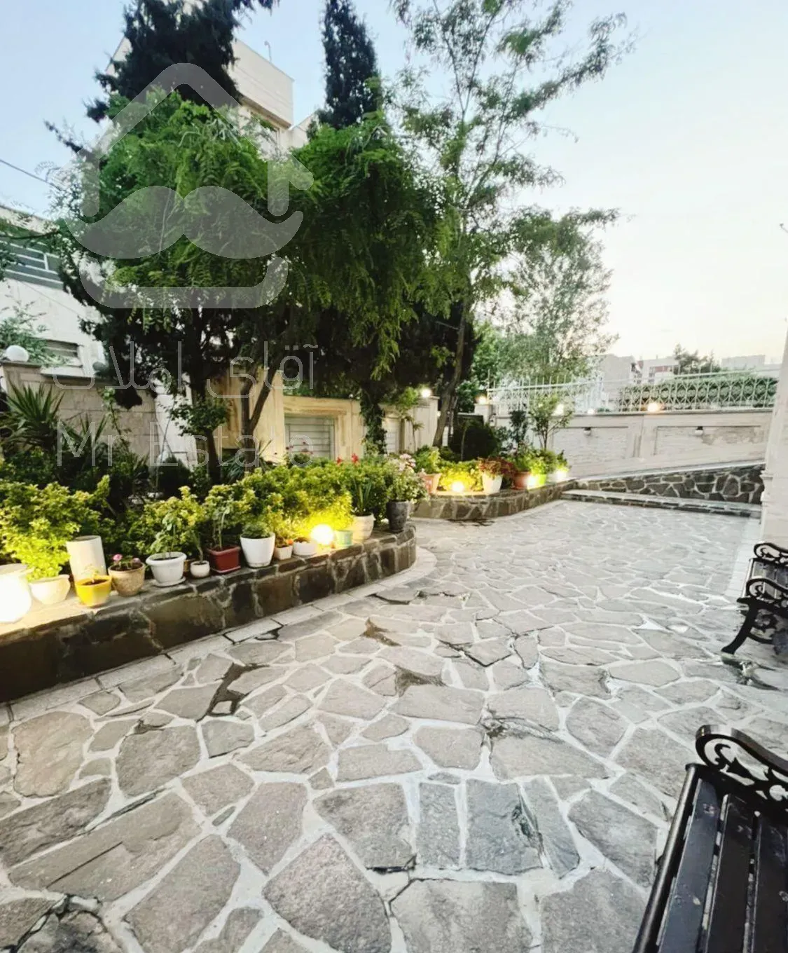 مجیدیه شمالی بلوار بیژن ۱۱۰ متر آفتابگیر کامل