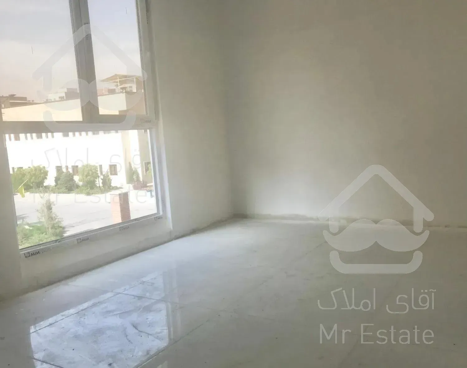 ۱۹۴متربرفرازجنگل‌های‌لویزان/در برج‌شاهانه رونیکا