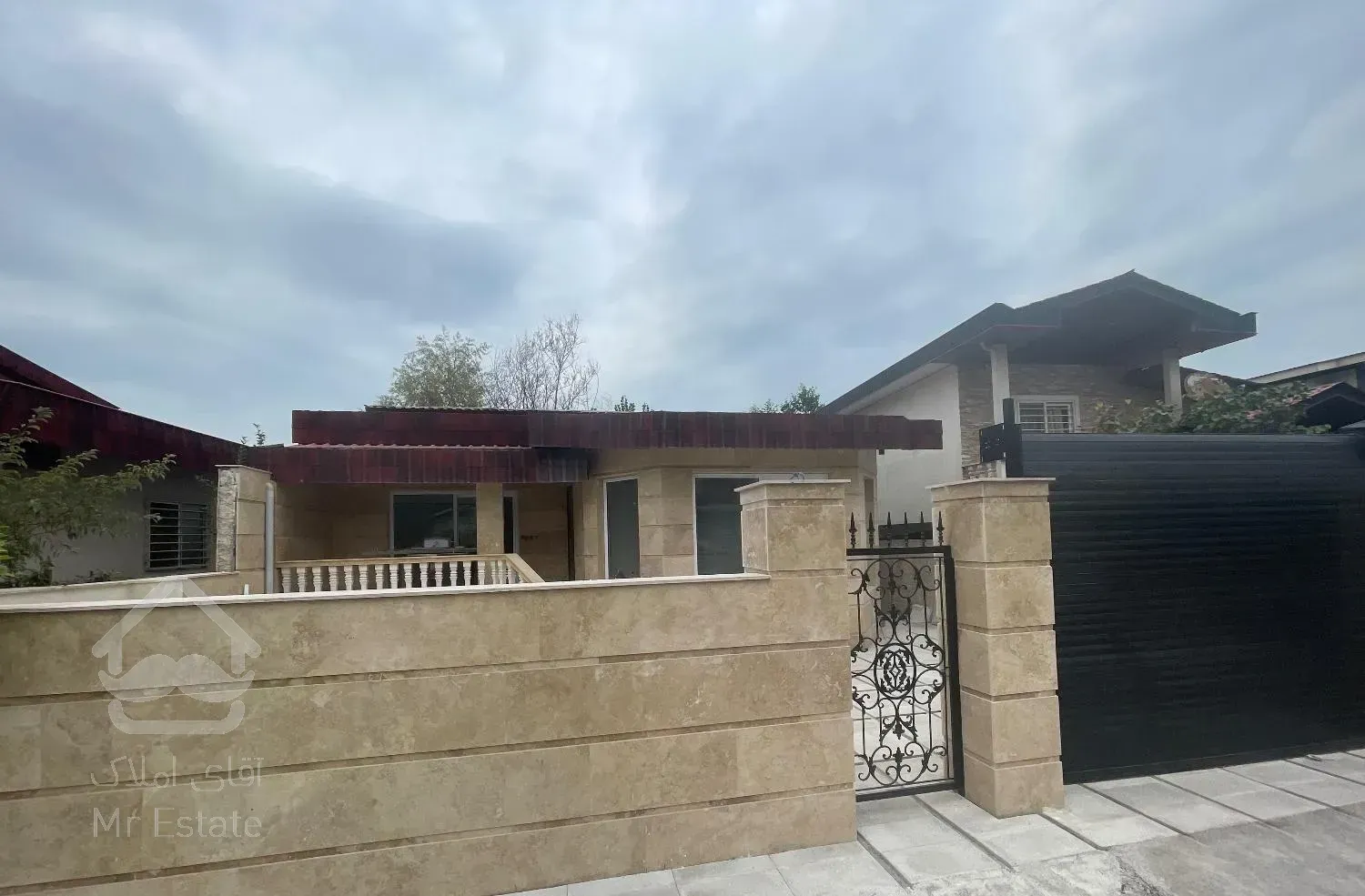 ویلا۱۱۰متری در زمین۲۰۰متری در بن‌بست هچیرود