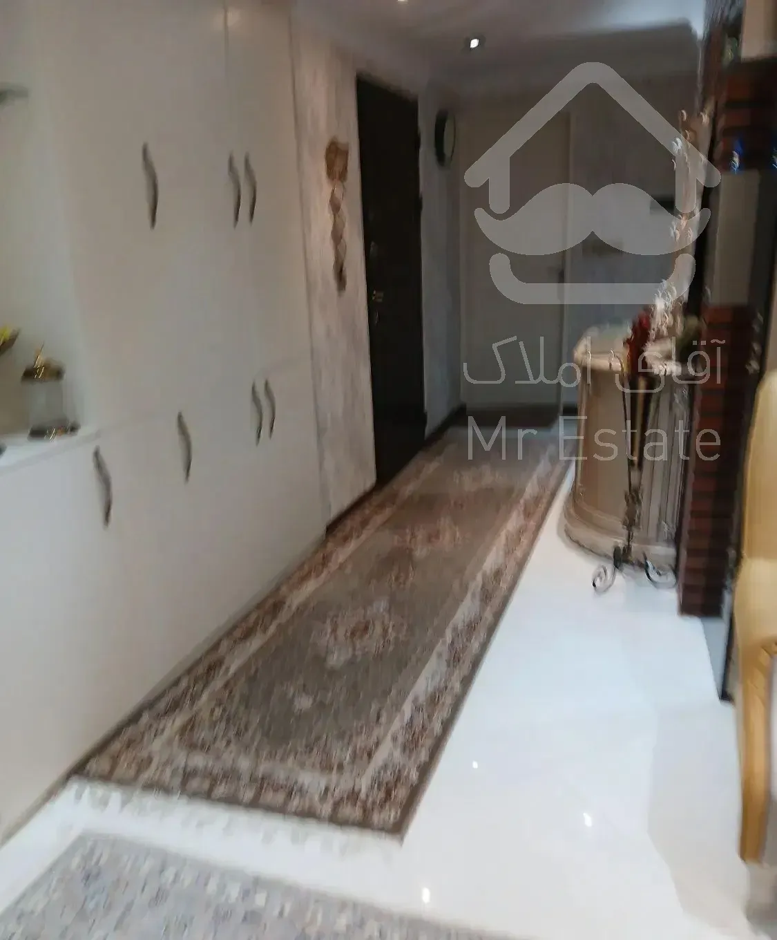 فروش آپارتمان ۱۳۲ متری ۳ خوابه در گلاب دره