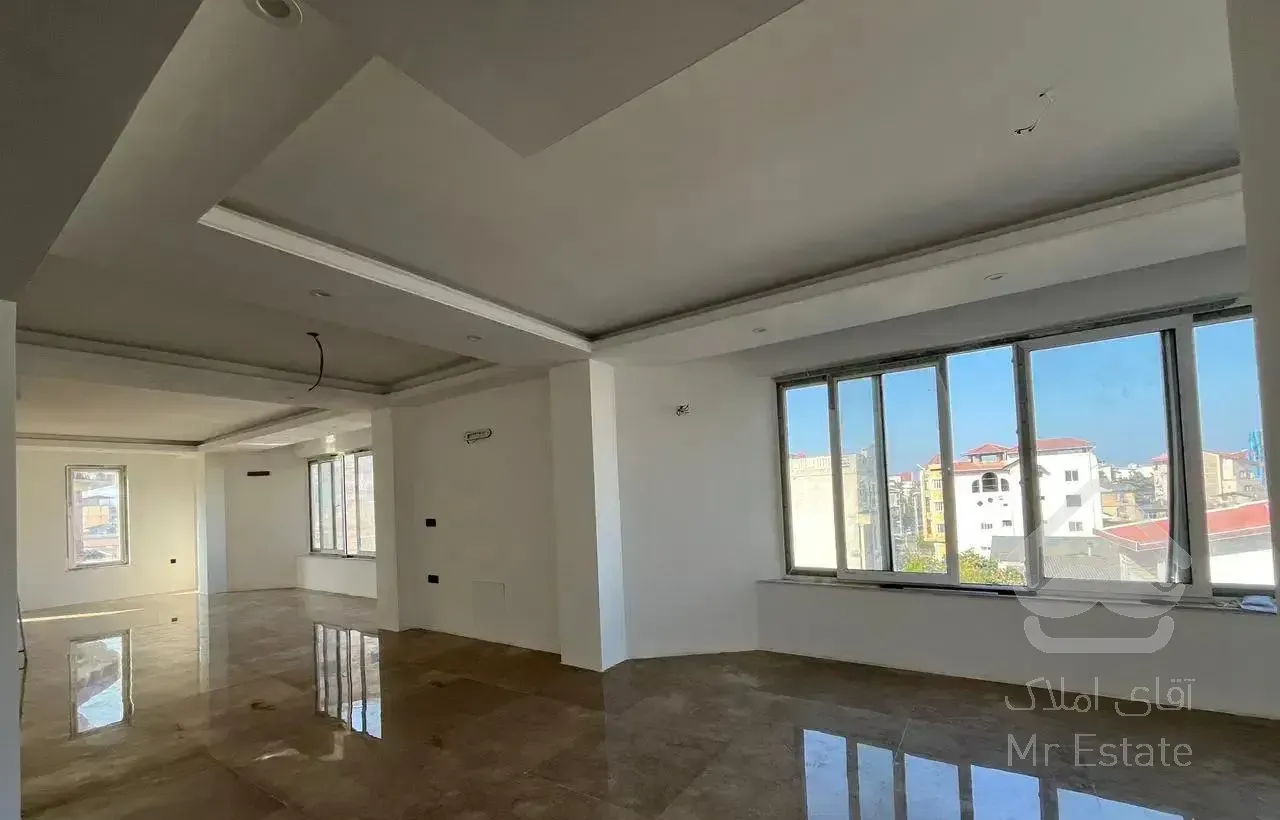 ۲۰۰ متر نوساز کلید نخورده جمهوری