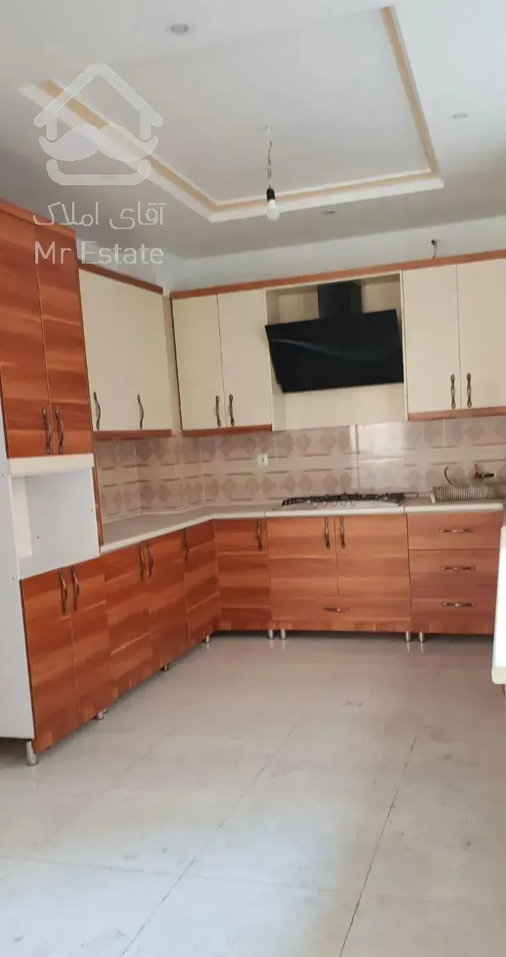 آپارتمان ۱۰۹متری (خ ۳۰متری طالقانی)