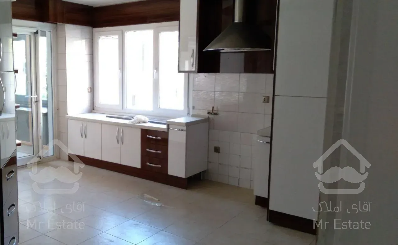 250 متر در بهترین لوکیشن اقدسیه