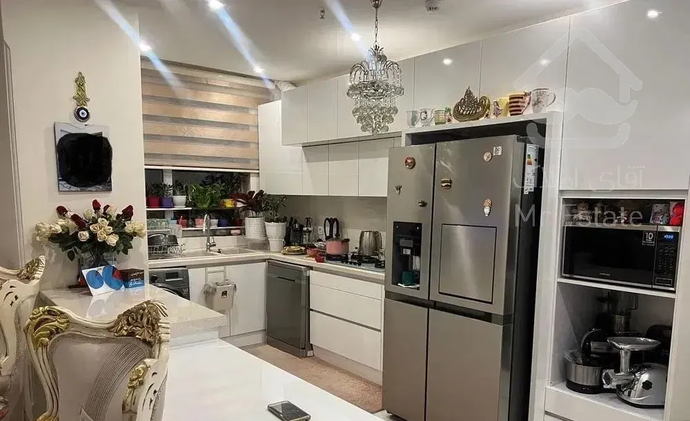 88 متر دوخواب لوکیشن خوب زیر قیمت منطقه نوساز