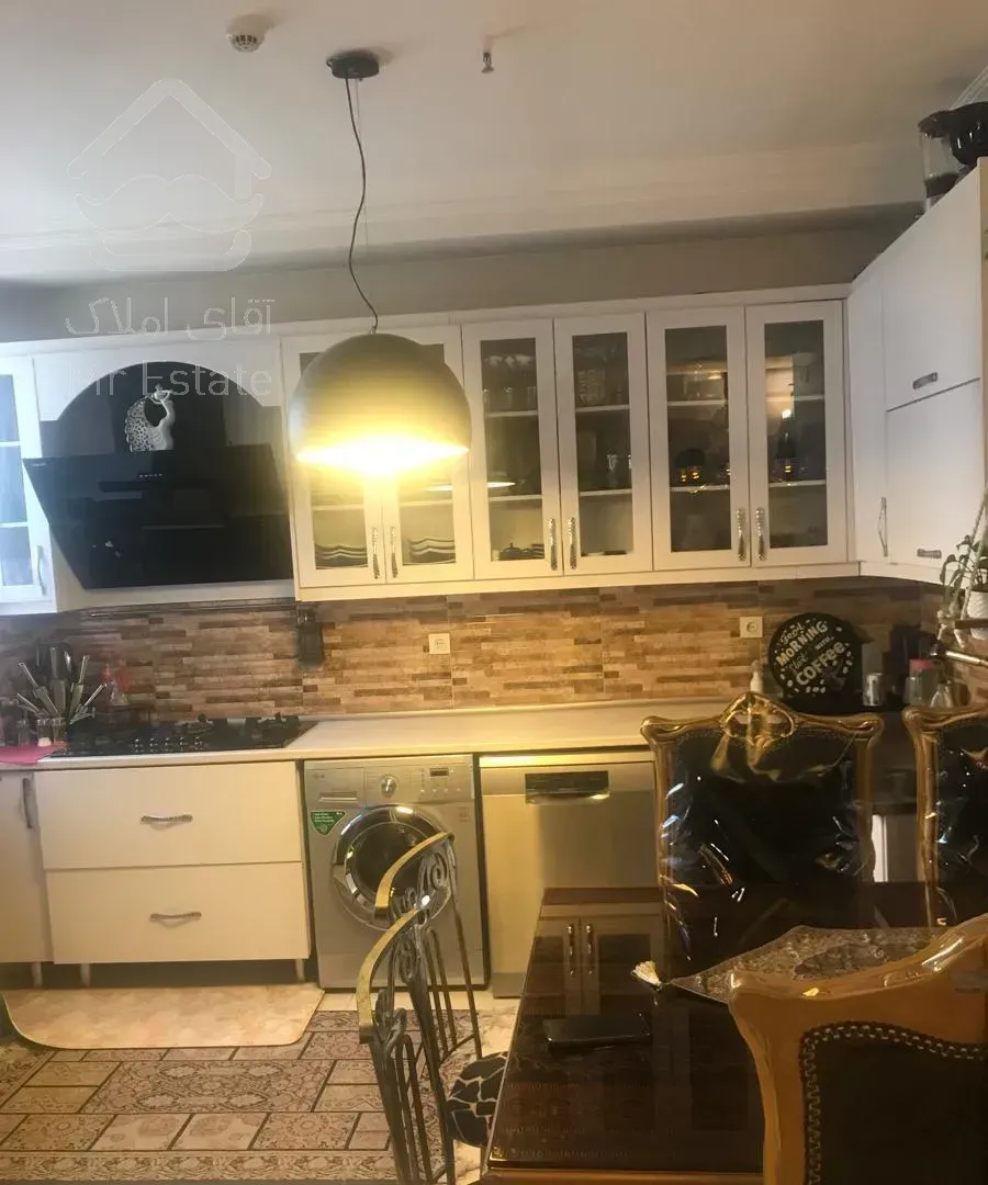 ۸۰متر شمال پاتریس