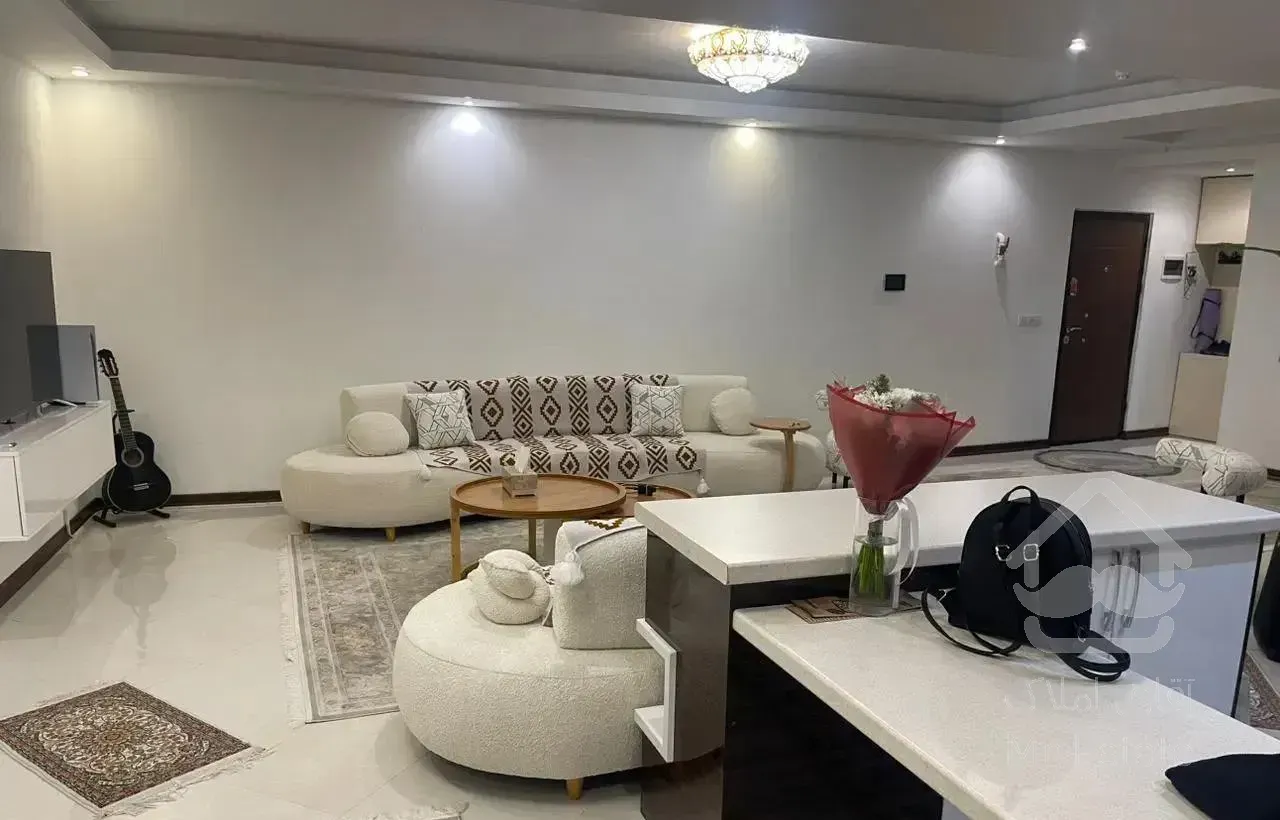 برج مجلل ۱۰۰ متر دو خواب طبقه ۱۱ فول امکانات