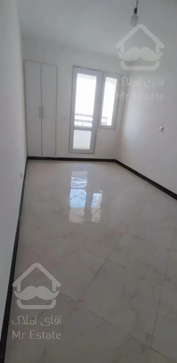 118متر دو خوابه/برج مروارید/18ماه/ویو دار