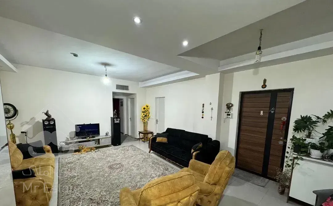 آپارتمان۸۳ متری/فول امکانات