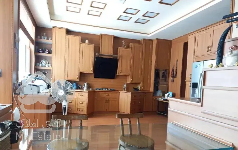 ۱۴۸متر ۳خوابه// مشاعات آبی فعال// رو به آفتاب