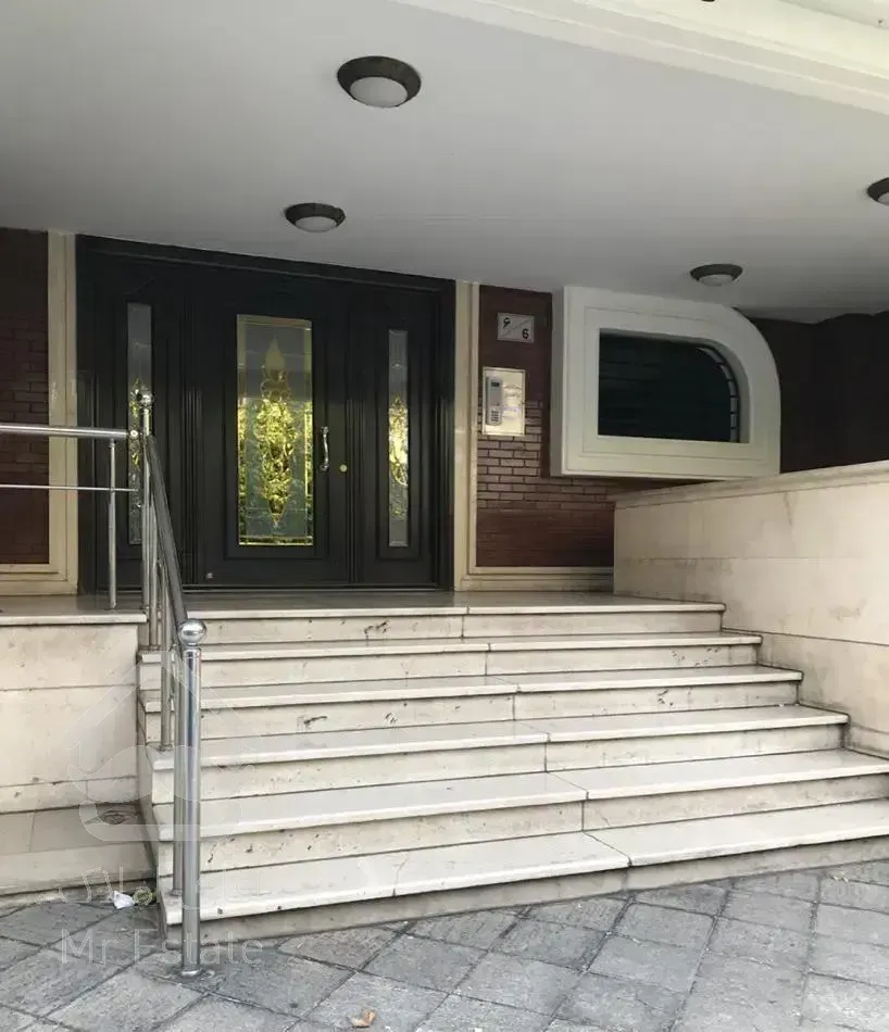 ۱۷۰ متر ۳ خوابه تک واحدی ( حصاری )