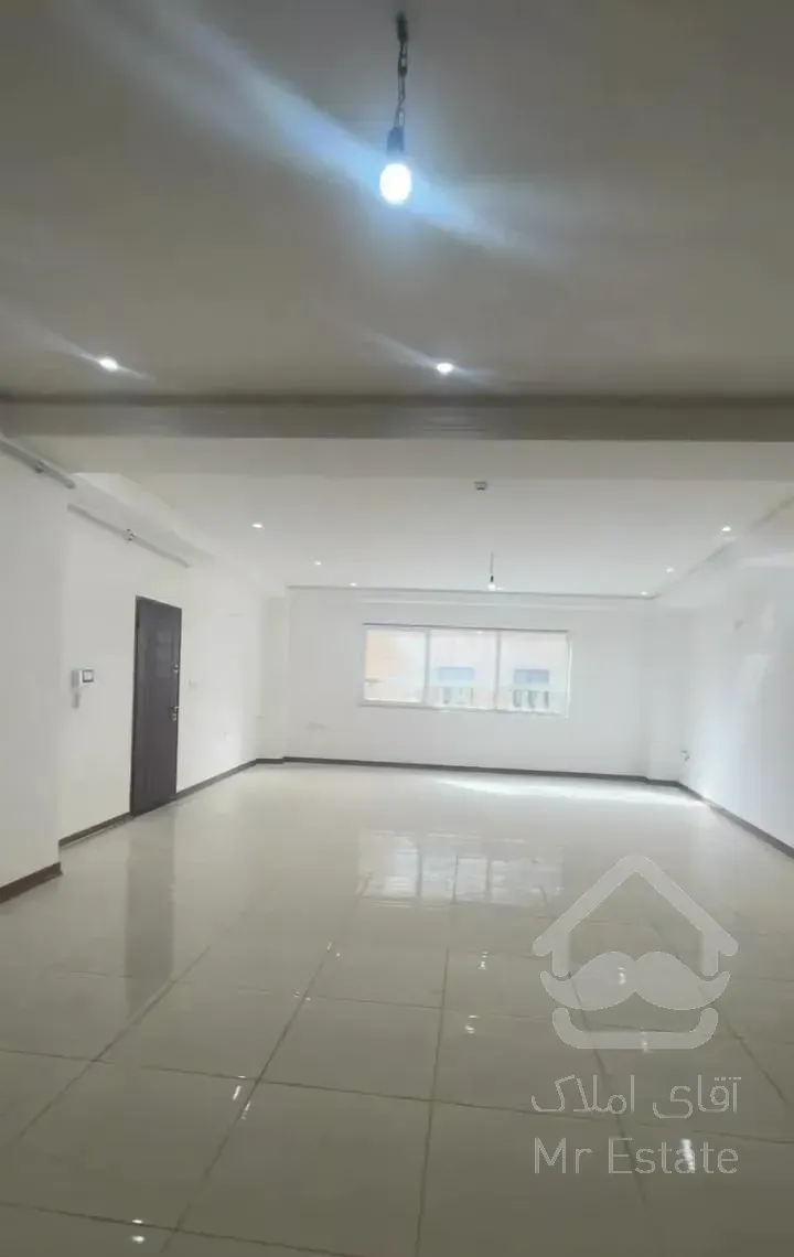 آپارتمان حیاطدار ۳خواب/ملل۴۹ کنار فاز۲ملل