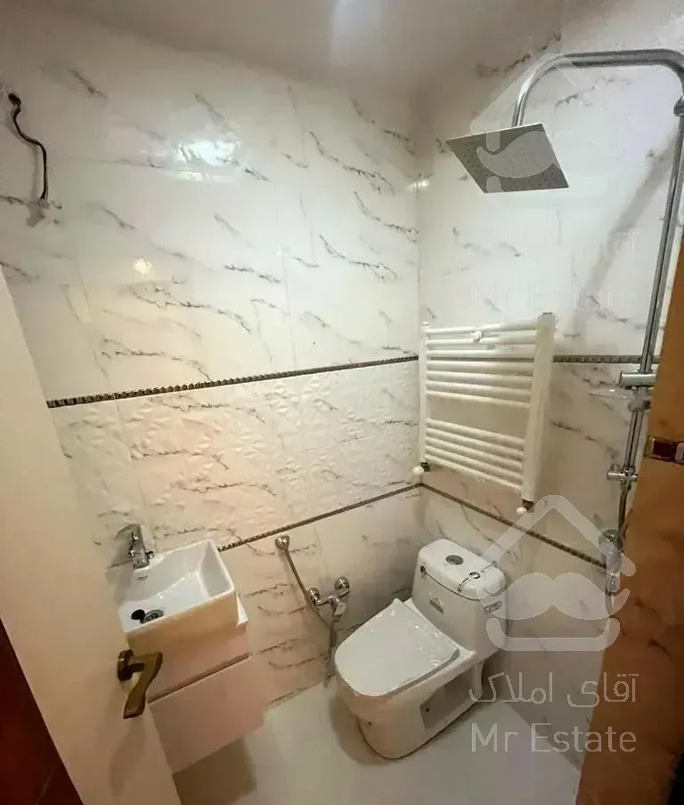 ۶۲متر/ فول امکانات با بالکن/سالن پرده خور َ/کن