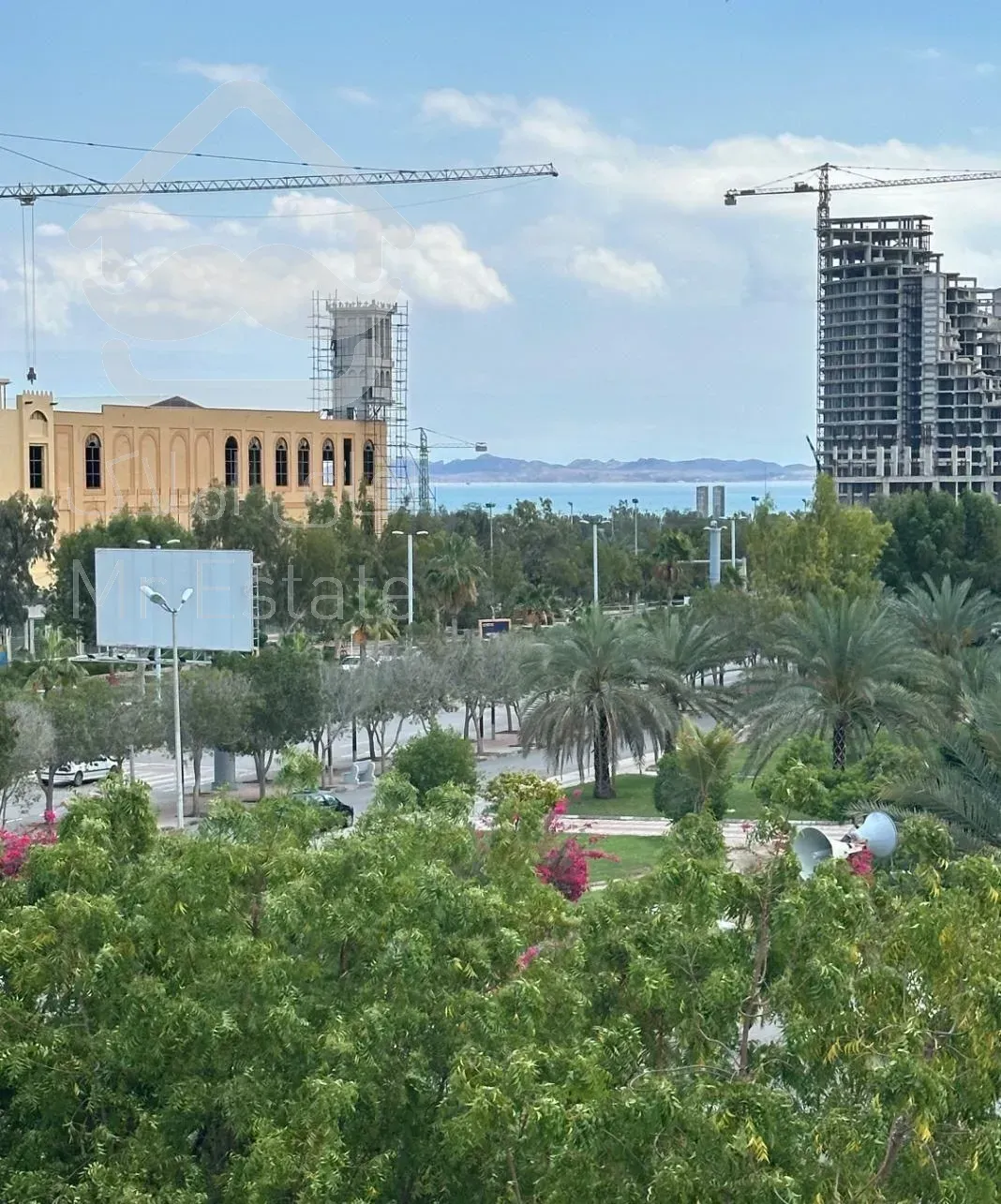 آپارتمان ۱۴۷ متری نخل زرین