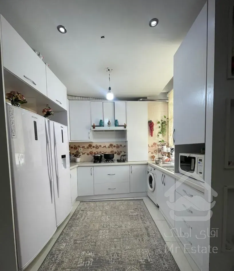 ۶۵ متری ۱ خوابه فول/۵ساله