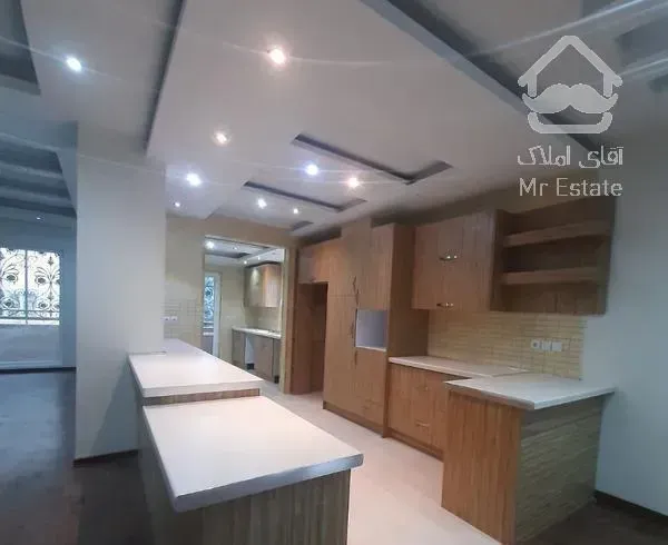 ۱۱۰ متر ویو دار/مشرف فضای سبز