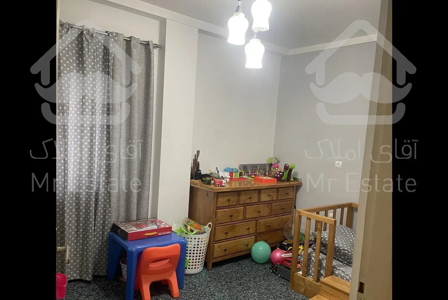 آپارتمان، ۹۰ متر