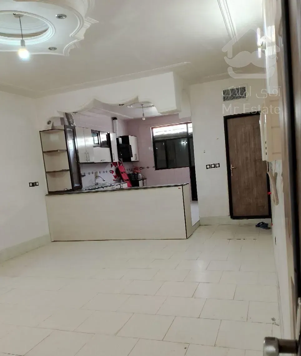 اجاره آپارتمان (طبقه همکف) واقع در خیابان نرجس