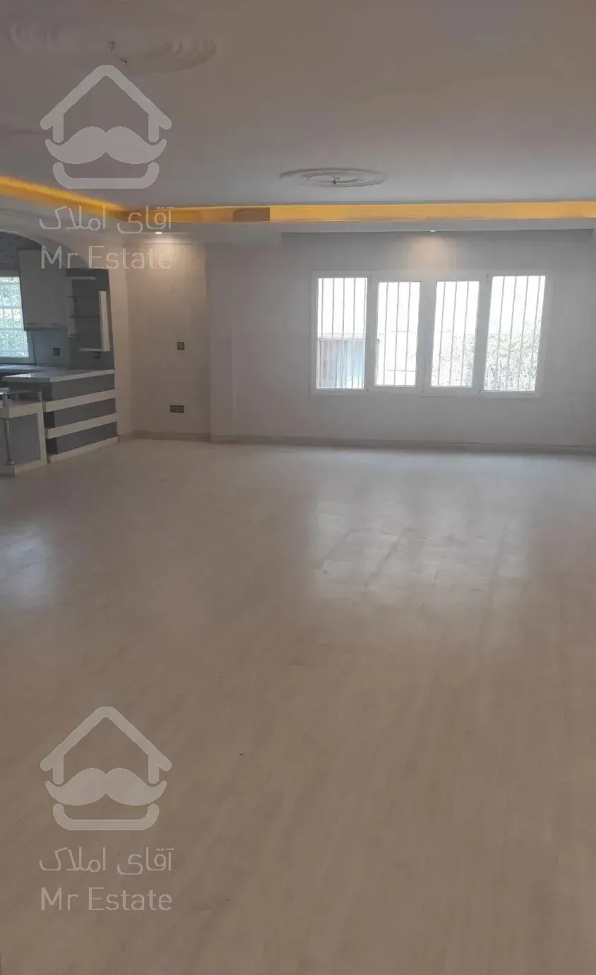 120متری شیک در ازگل