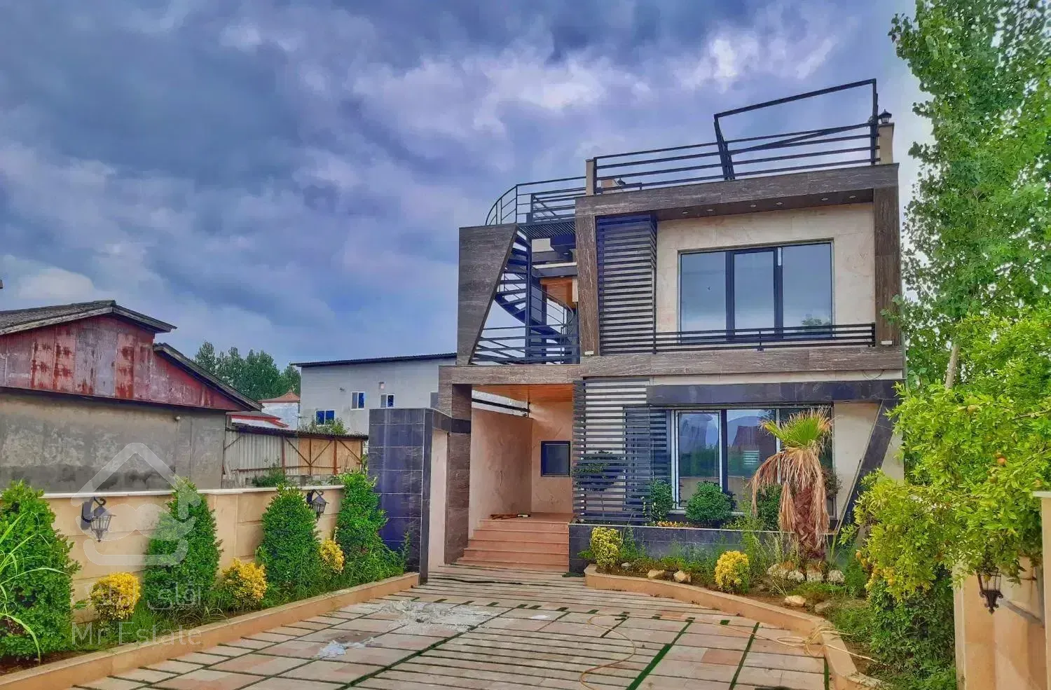 کاخ مدرن استخر دار/400متری/سند تک/مجوزات