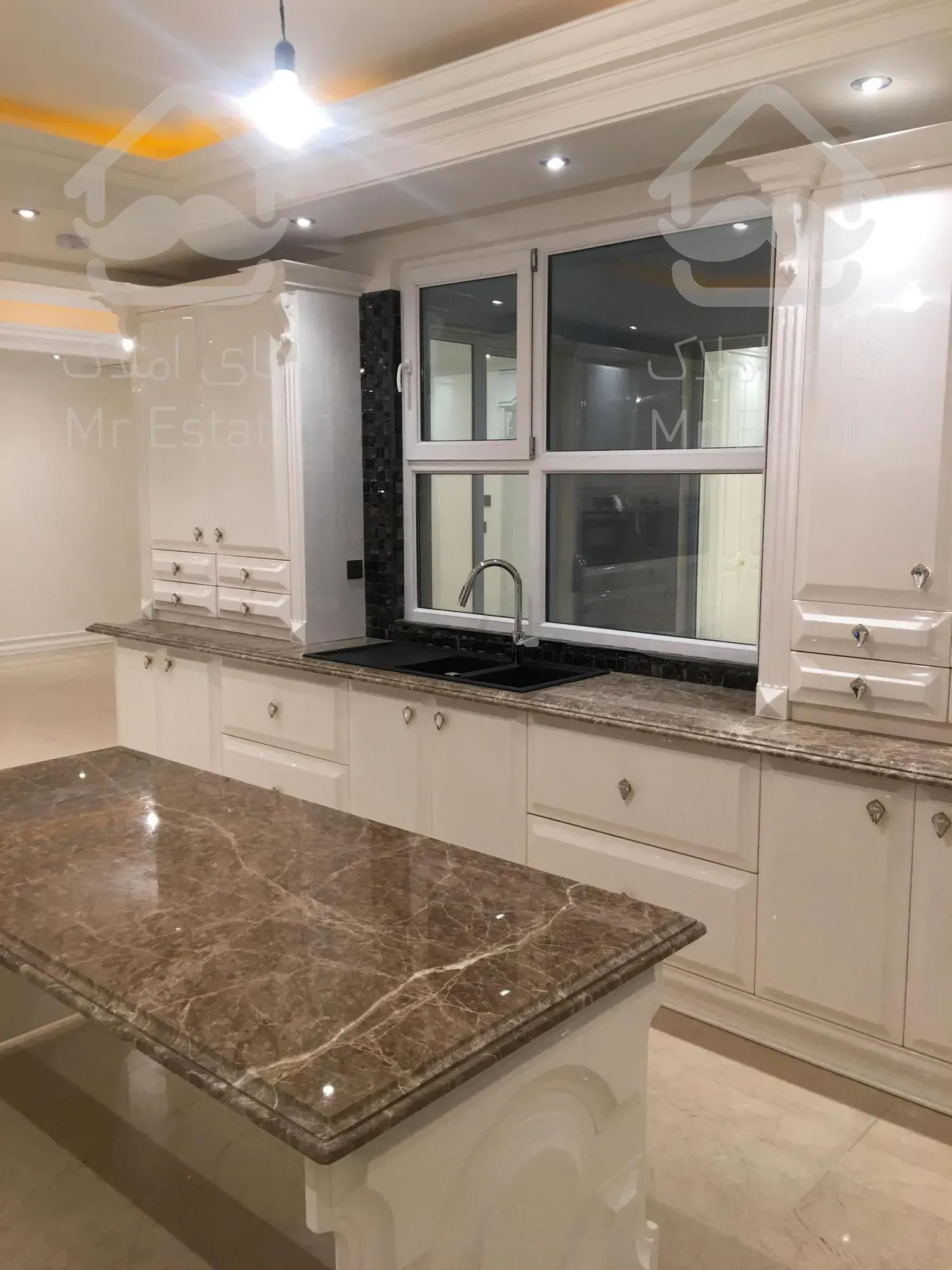 خرید فروش آپارتمان فرمانیه سنبل