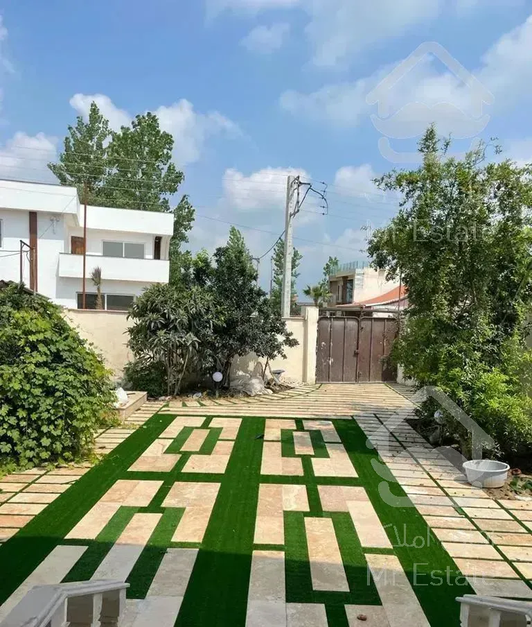 ویلا همکف ۳۵۰متری حیاط دار،سرسبز،سنددار