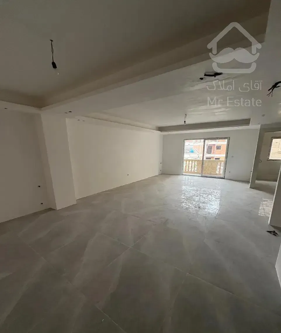 ۱۱۰ متری نوساز،با تراس کاربردی رو بنما