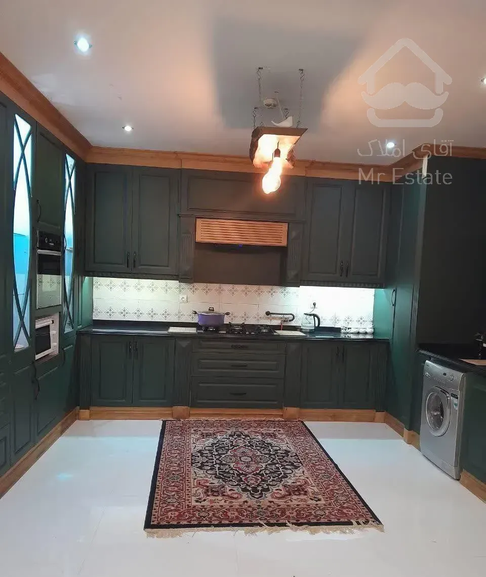 آپارتمان  ۱۲۰ متر/فول بازسازی/بهترین لوکیشن هاشمیه