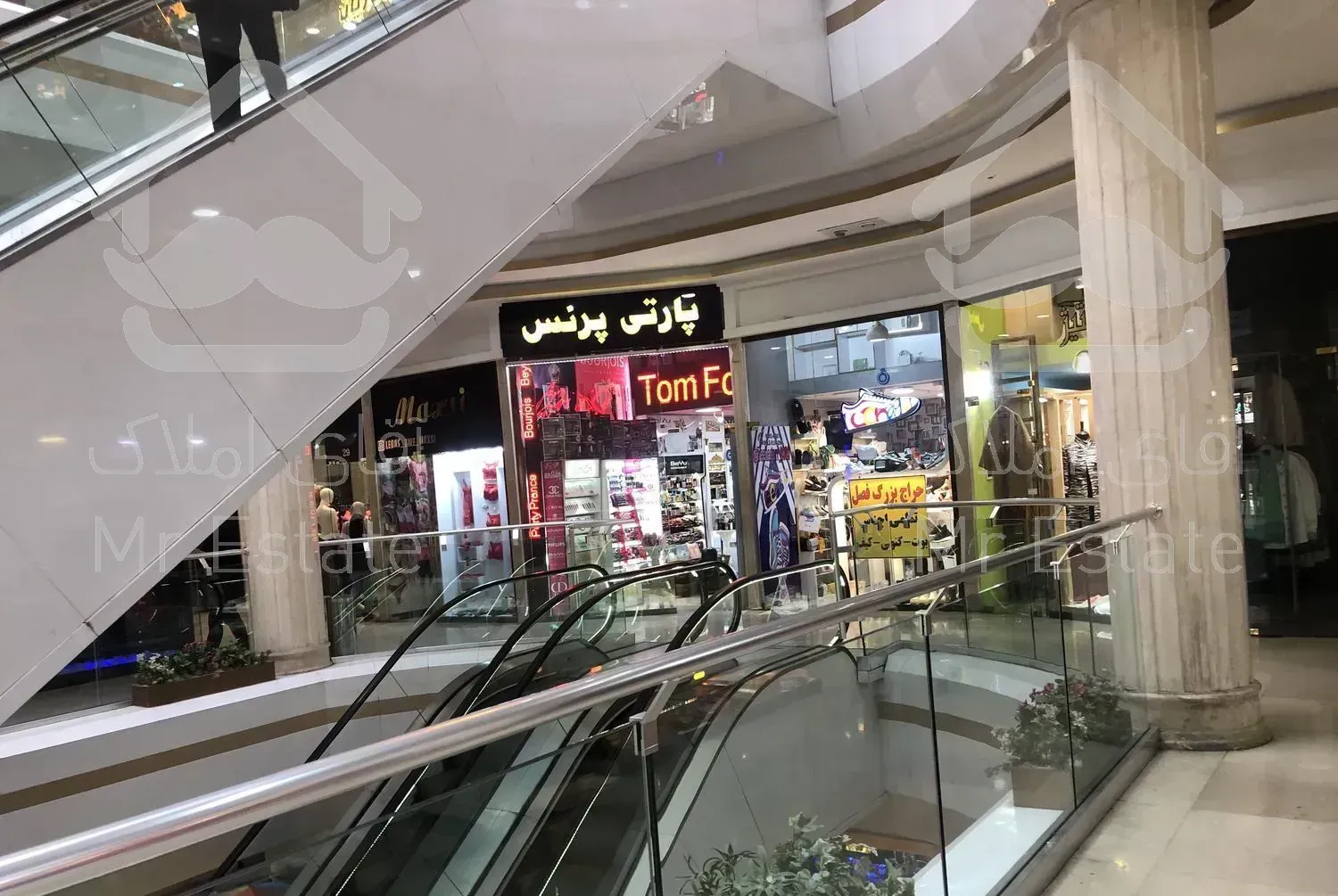 ۱۰متر/پاساژبرند/بشدت درحال رشد/سند۶دانگ تجاری