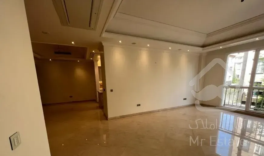 باغ فردوس ۲۲۰متر کلید نخورده ۴پارکینگ هتلینگ