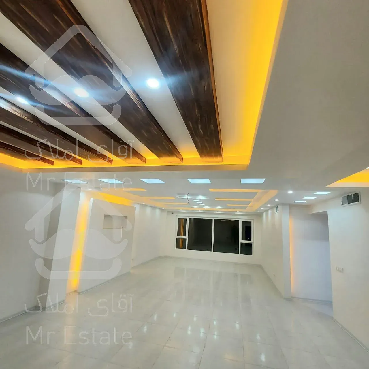 ۶۹۰متر مستغلات در شهرک‌الهیه غرب  دریاچه چیتگر