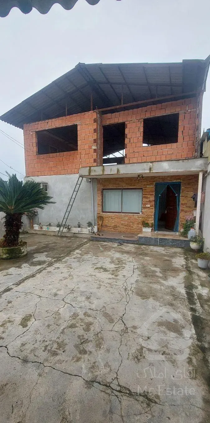 ویلا باغ ۶۰۰متری استثنایی، دو طبقه ،با سند تک برگ