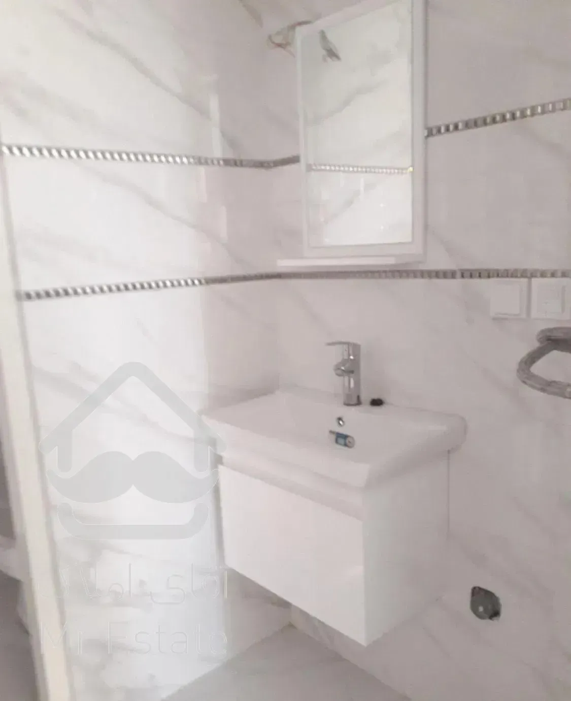 ۱۰۵متر (دو پارکینگ، فول) یوسف آباد