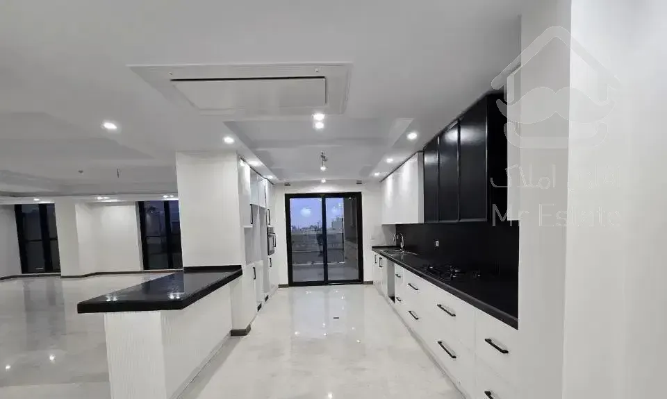 آپارتمان نوساز ۱۱۵ متر ۲ خواب ورودی لابی مجلل فوری