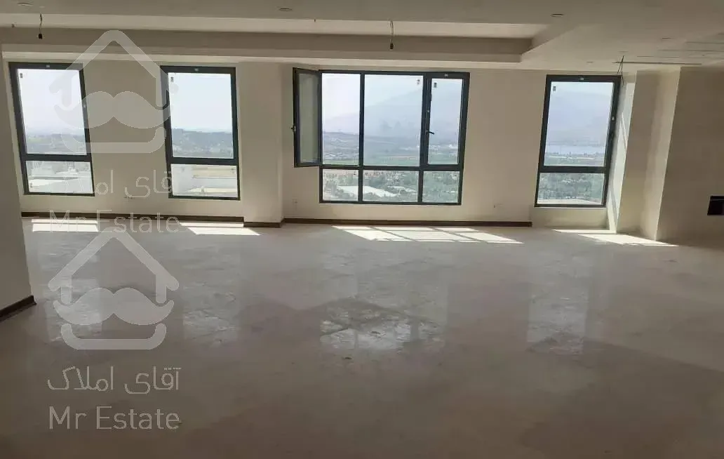 ۲۰۷متر/برج بنام /ویو جنگل ودریاچه/کوهک/چیتگر