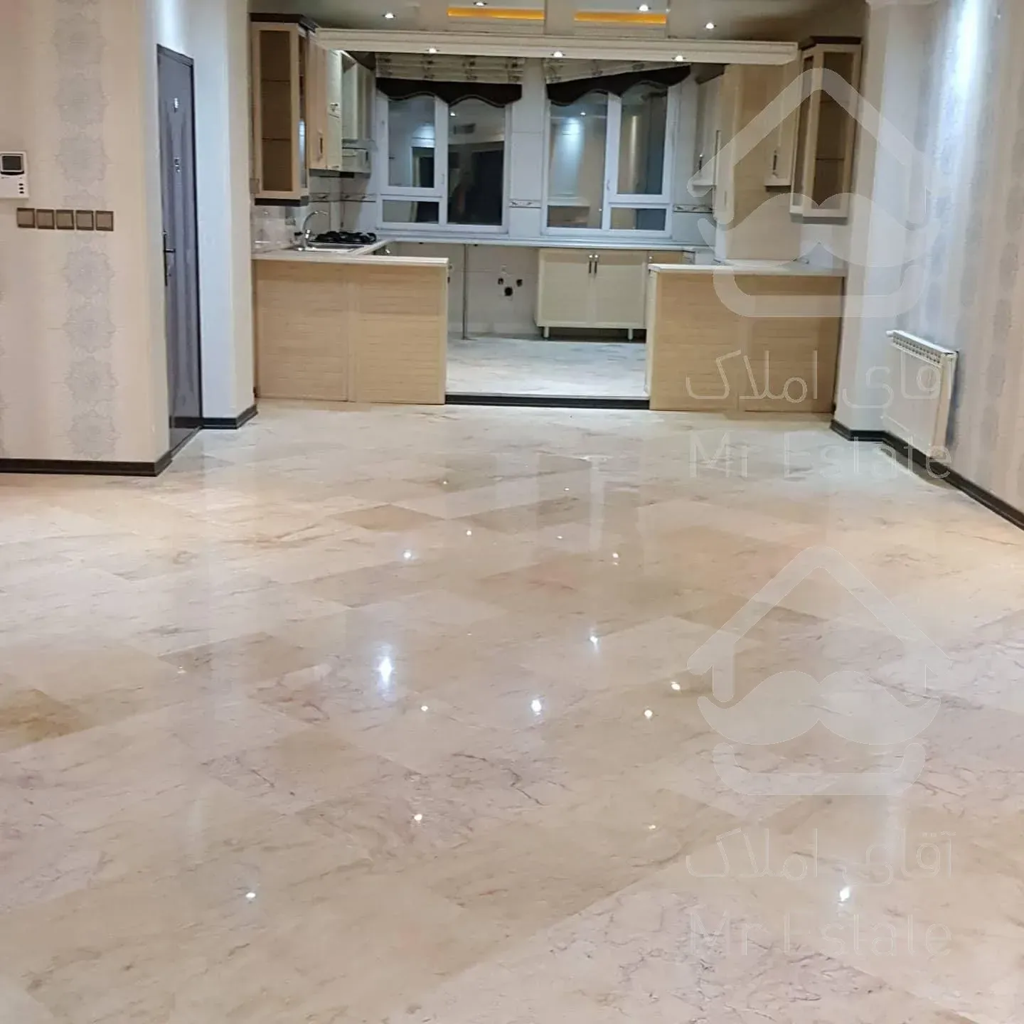 ۱۰۵ متر بلوار آلاله