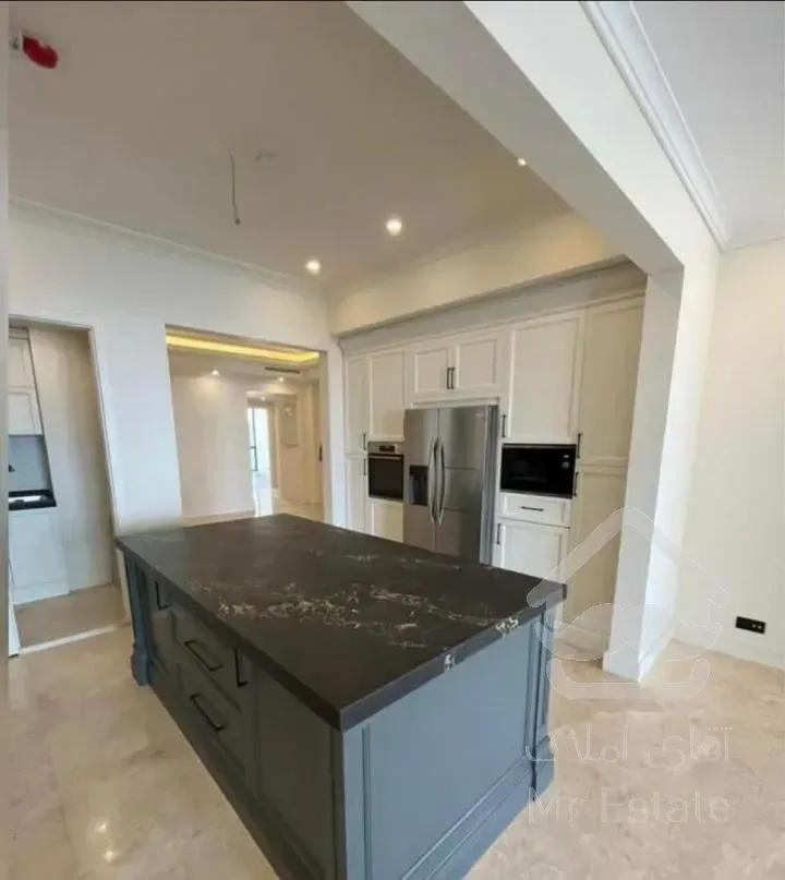 فروش آپارتمان ۲۳۴ متری ۳ خوابه در قبا