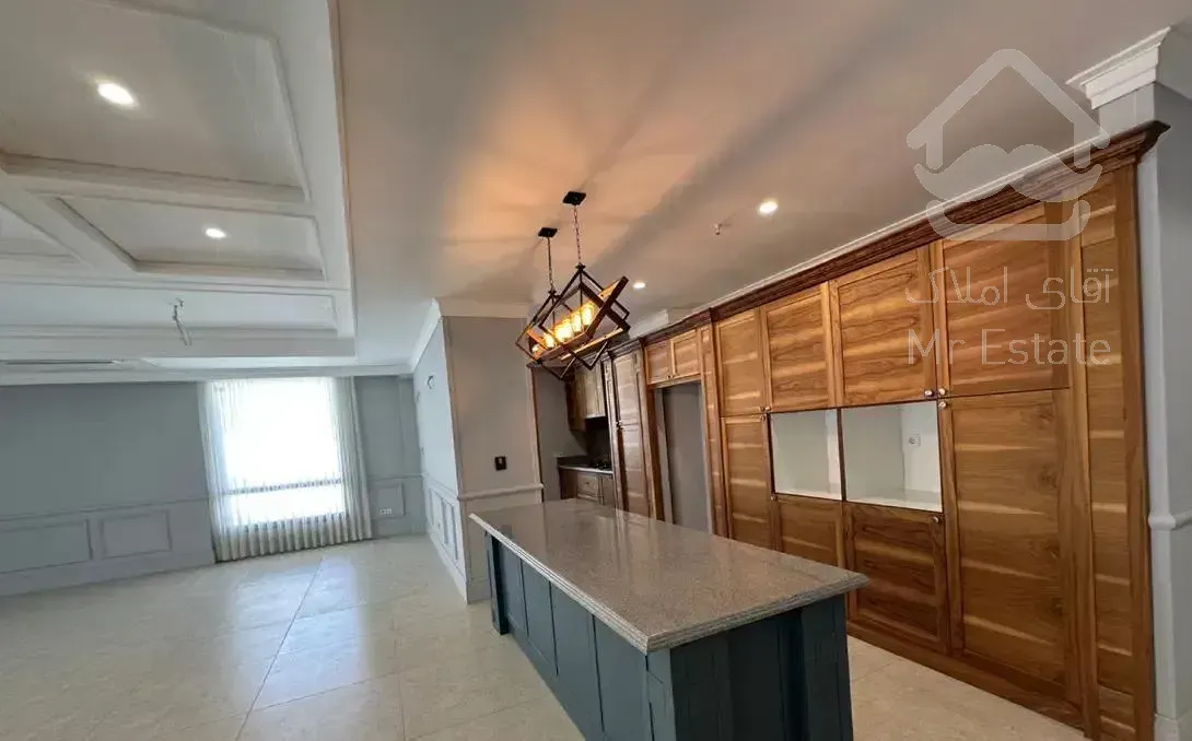 گلشن * ۱۸۰متر * طبقه ۴ * شیک و فول