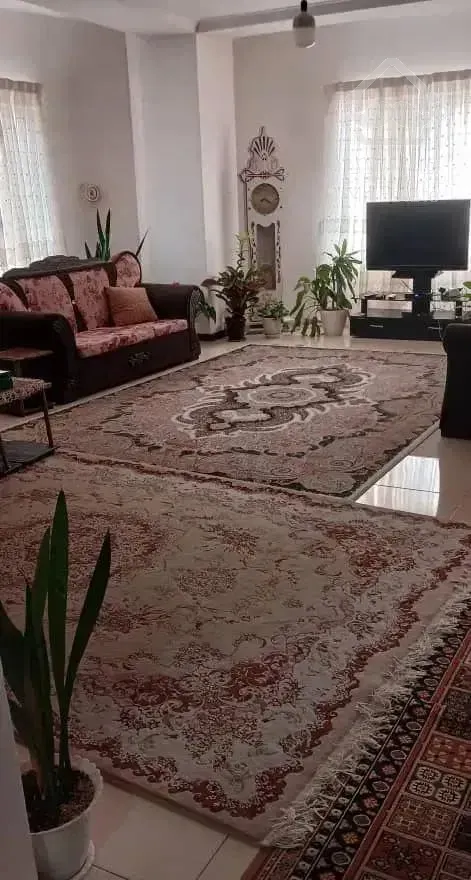 فروش واحد /۸۲ متر /طبقه ۳ / بهترین لوکیشن رمک