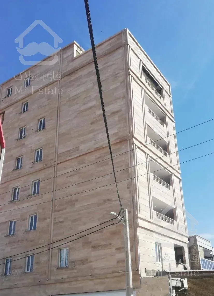 آپارتمان ، پنت هوس  ۲۰۰ متری ،حیاط دار