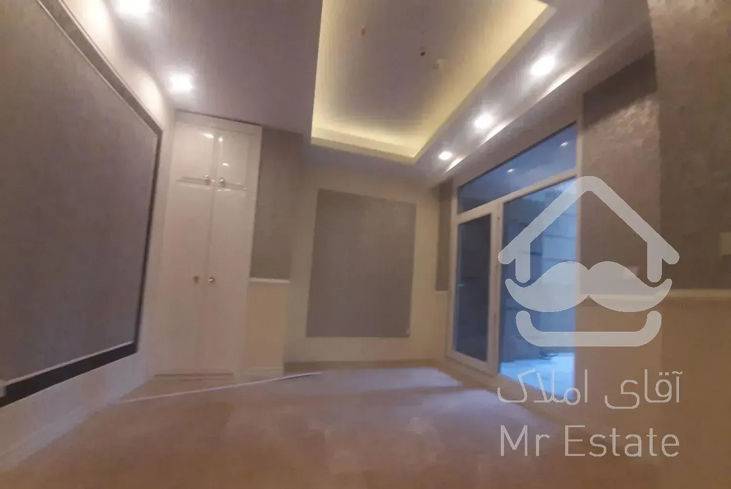 ونک  ۱۵۵ متر ۲ پارکینگ نوساز