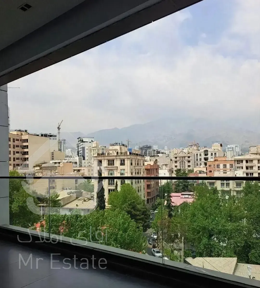 هاشمیه / هنرستان / 165 متر / آکواریوم بدون مشرف