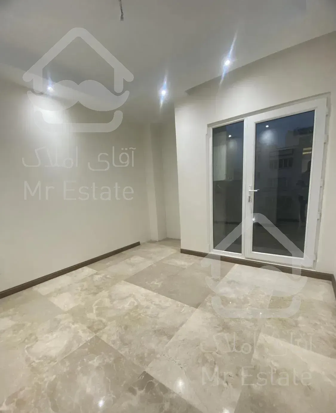 روبروی مترو شریعتی ۳واحد۱۰۵متری۲خواب تکواحدی