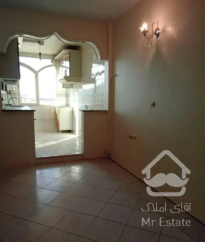 ۴دانگ از آپارتمان ۴۹ متری تهران شرق