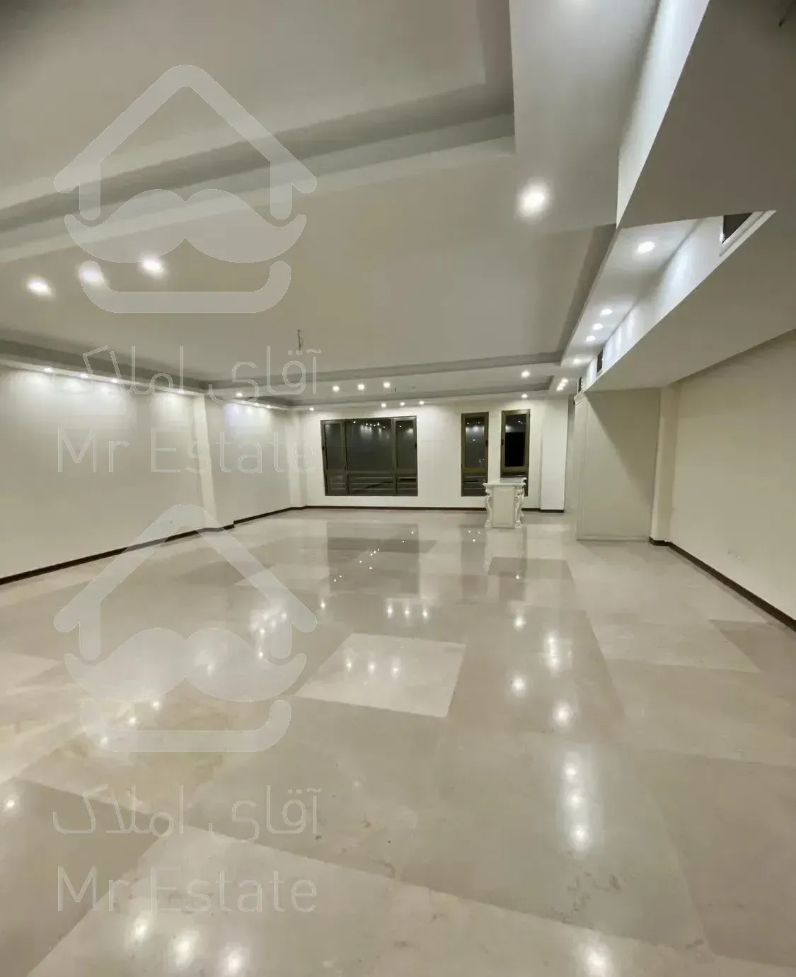 ۲۱۵متر۴خواب۳پارکینگ سندی  ششم نیروهوایی